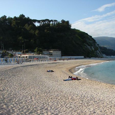 La Casina Delle Fate Hotel Numana Luaran gambar